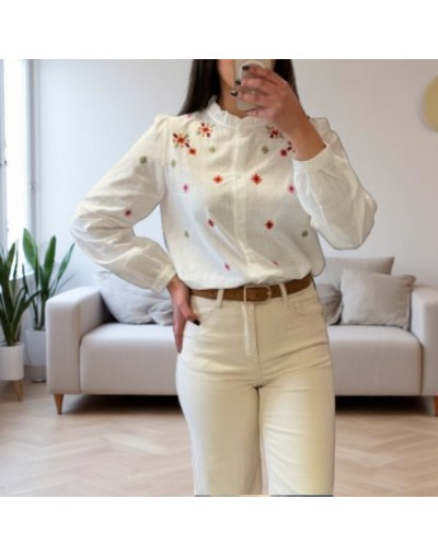 Blouse brodée